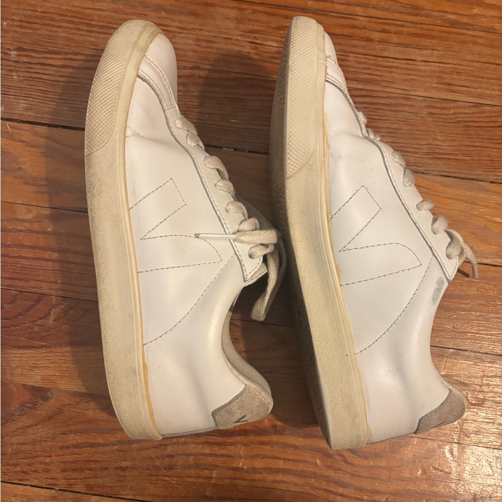 Veja Women's White and Cream Sneakers - Picture 2 of 5